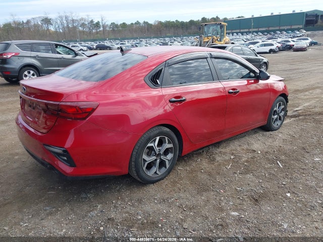 2020 Kia Forte Lxs მანქანა იყიდება აუქციონზე, vin: 3KPF24AD8LE248442, აუქციონის ნომერი: 44928071