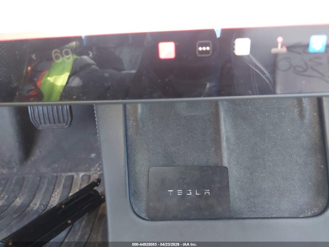2022 Tesla Model 3 Long Range Dual Motor All-wheel Drive მანქანა იყიდება აუქციონზე, vin: 5YJ3E1EB4NF182499, აუქციონის ნომერი: 44928083
