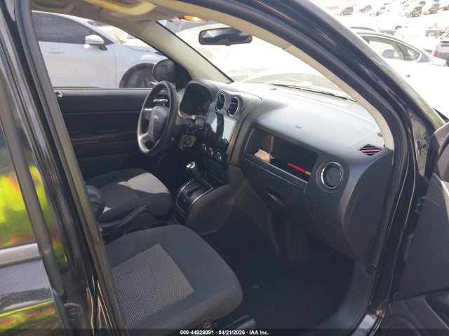 2010 Jeep Compass Sport მანქანა იყიდება აუქციონზე, vin: 1J4NT4FB3AD595458, აუქციონის ნომერი: 44928091