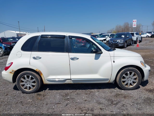 Продажа на аукционе авто 2010 Chrysler Pt Cruiser Classic, vin: 3A4GY5F94AT185470, номер лота: 44928114