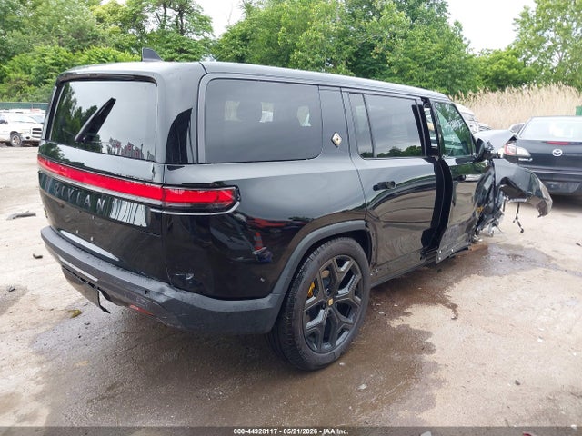 44928117 :رقم المزاد ، 7PDSGBBP9TN090825 vin ، 2026 Rivian R1s Tri Motor Max Pack مزاد بيع