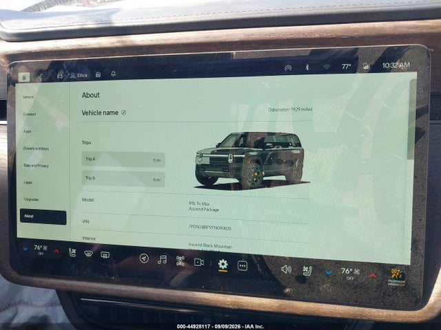 44928117 :رقم المزاد ، 7PDSGBBP9TN090825 vin ، 2026 Rivian R1s Tri Motor Max Pack مزاد بيع