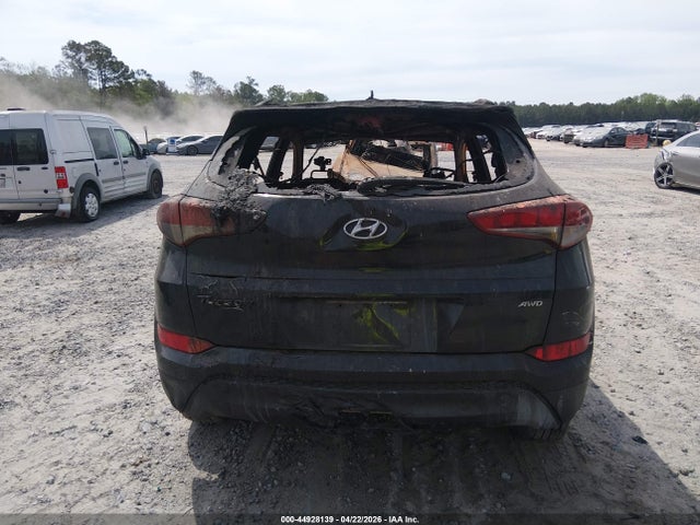 2016 Hyundai Tucson Se მანქანა იყიდება აუქციონზე, vin: KM8J3CA48GU195908, აუქციონის ნომერი: 44928139
