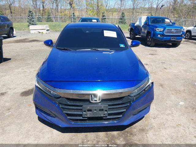 44928211 :رقم المزاد ، 1HGCV1F38JA253988 vin ، 2018 Honda Accord Sport مزاد بيع