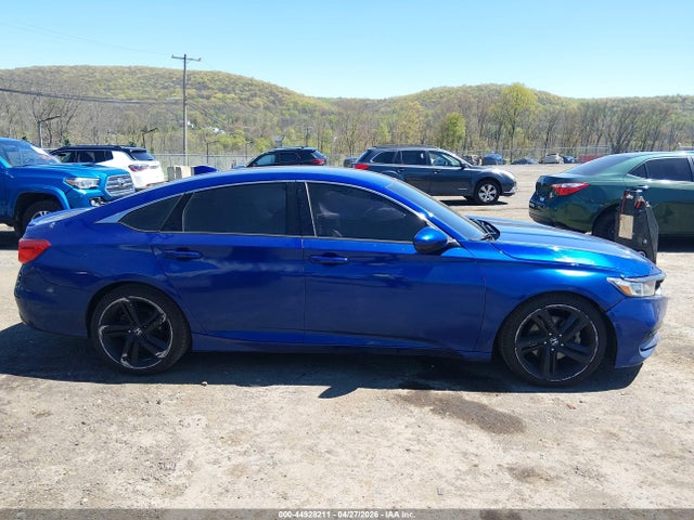 44928211 :رقم المزاد ، 1HGCV1F38JA253988 vin ، 2018 Honda Accord Sport مزاد بيع
