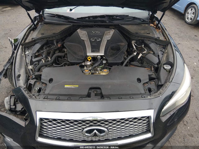 2016 Infiniti Q50 3.0t Premium მანქანა იყიდება აუქციონზე, vin: JN1EV7AR7GM346615, აუქციონის ნომერი: 44928215