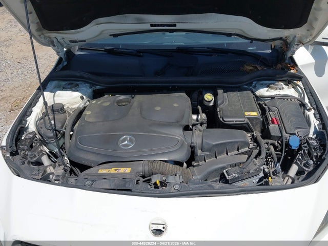 2015 Mercedes-benz Cla 250 4matic მანქანა იყიდება აუქციონზე, vin: WDDSJ4GB1FN174665, აუქციონის ნომერი: 44928224