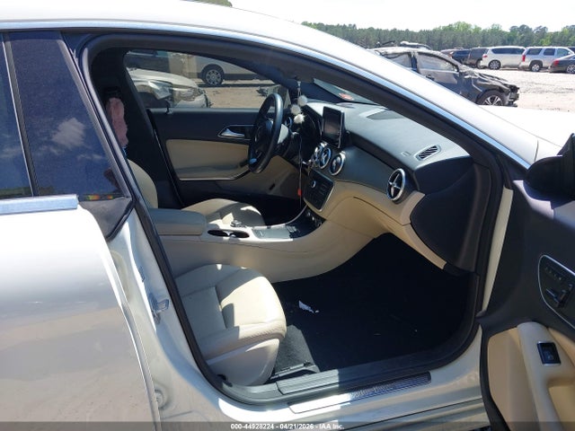 2015 Mercedes-benz Cla 250 4matic მანქანა იყიდება აუქციონზე, vin: WDDSJ4GB1FN174665, აუქციონის ნომერი: 44928224