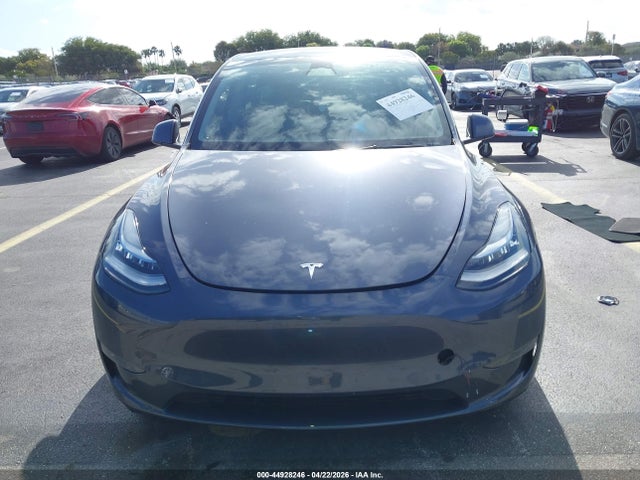 Продаж на аукціоні авто 2023 Tesla Model Y, vin: 7SAYGDEE7PA110646, номер лоту: 44928246