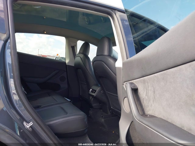 Продаж на аукціоні авто 2023 Tesla Model Y, vin: 7SAYGDEE7PA110646, номер лоту: 44928246
