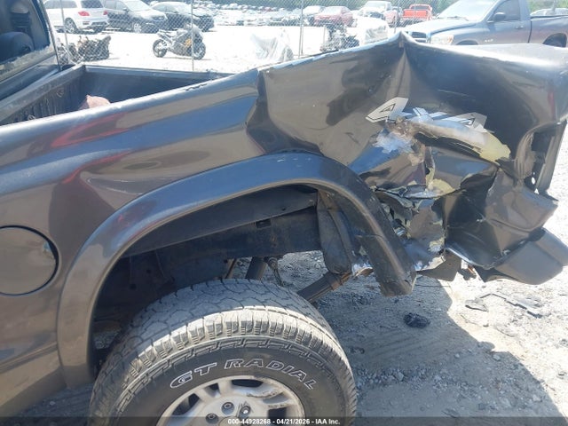 2004 Dodge Dakota Sport/sxt მანქანა იყიდება აუქციონზე, vin: 1D7HG38K14S689049, აუქციონის ნომერი: 44928268
