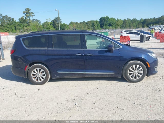 Aukcja sprzedaży 2017 Chrysler Pacifica Touring-l, vin: 2C4RC1BG0HR524779, numer aukcji: 44928278