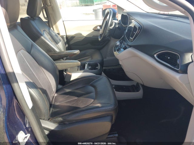Aukcja sprzedaży 2017 Chrysler Pacifica Touring-l, vin: 2C4RC1BG0HR524779, numer aukcji: 44928278