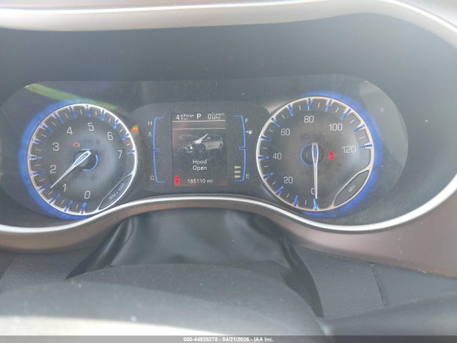 Aukcja sprzedaży 2017 Chrysler Pacifica Touring-l, vin: 2C4RC1BG0HR524779, numer aukcji: 44928278
