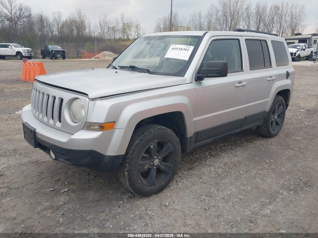 2012 Jeep Patriot Latitude მანქანა იყიდება აუქციონზე, vin: 1C4NJRFB1CD594921, აუქციონის ნომერი: 44928302