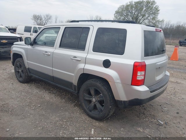 2012 Jeep Patriot Latitude მანქანა იყიდება აუქციონზე, vin: 1C4NJRFB1CD594921, აუქციონის ნომერი: 44928302
