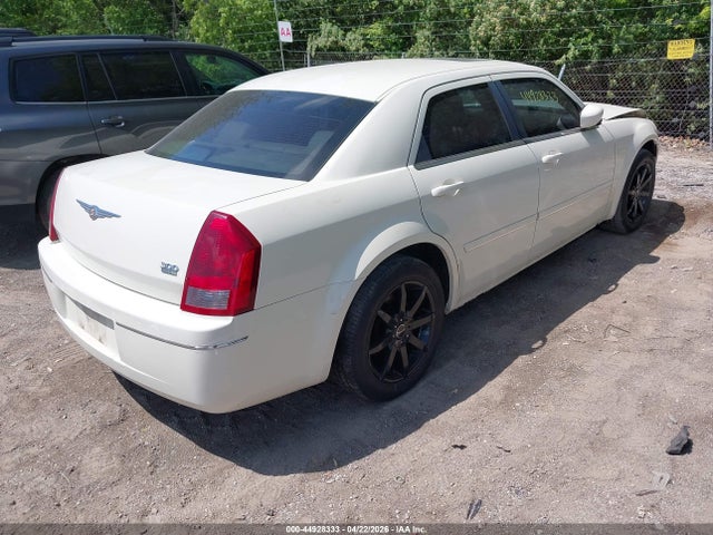 Продажа на аукционе авто 2005 Chrysler 300 Touring, vin: 2C3JA53G05H585578, номер лота: 44928333