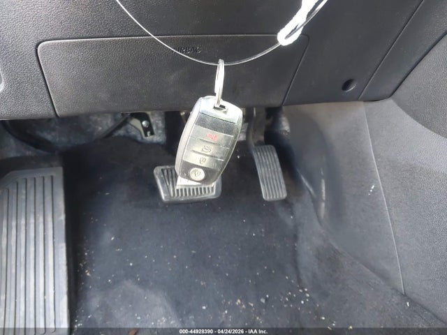 44928390 :رقم المزاد ، KNDCE3LCXJ5120558 vin ، 2018 Kia Niro Touring مزاد بيع