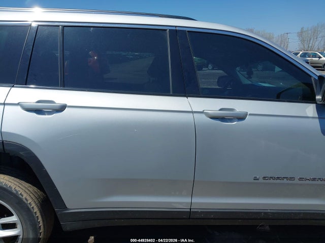 44928402 :رقم المزاد ، 1C4RJKAG5P8886825 vin ، 2023 Jeep Grand Cherokee L Laredo 4x4 مزاد بيع