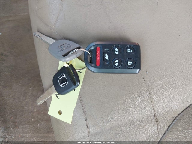 44928406 :رقم المزاد ، 5FNRL3H74AB016366 vin ، 2010 Honda Odyssey Ex-l مزاد بيع