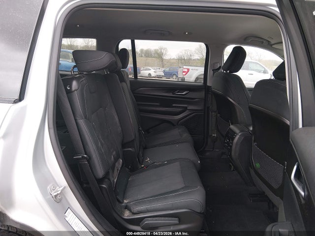 Продажа на аукционе авто 2023 Jeep Grand Cherokee L Laredo 4x4, vin: 1C4RJKAGXP8807858, номер лота: 44928418