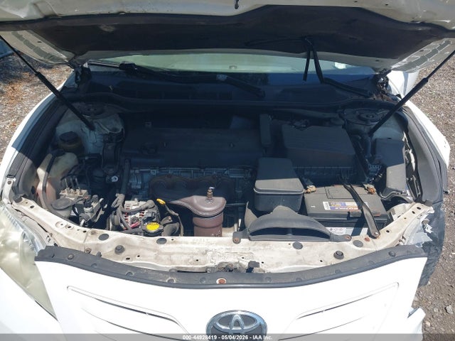44928419 :رقم المزاد ، 4T1BE46K88U758842 vin ، 2008 Toyota Camry Le مزاد بيع
