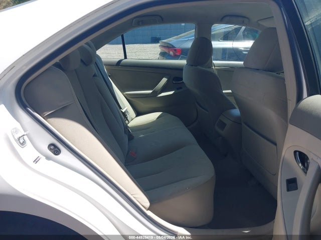 44928419 :رقم المزاد ، 4T1BE46K88U758842 vin ، 2008 Toyota Camry Le مزاد بيع