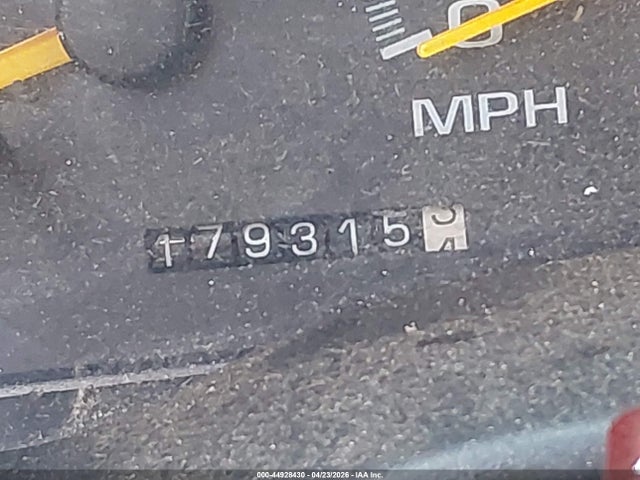 Продаж на аукціоні авто 1999 Gmc Suburban 1500 Slt Cmi, vin: 3GKEC16R9XG532852, номер лоту: 44928430