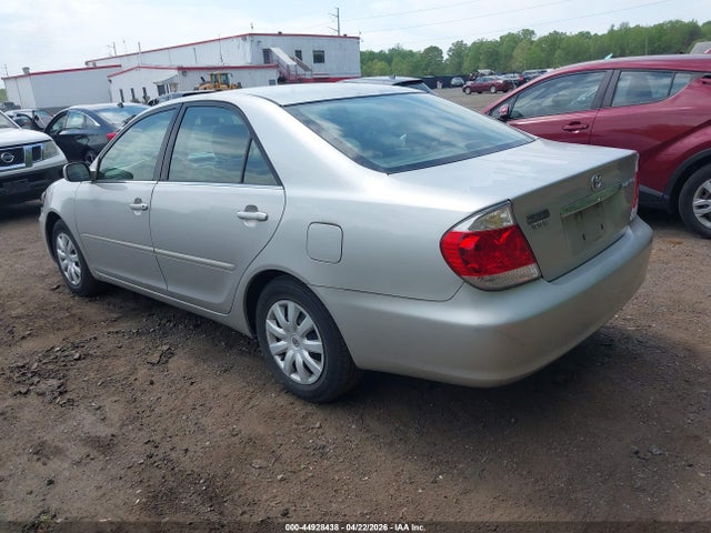 Aukcja sprzedaży 2005 Toyota Camry Le, vin: 4T1BE30K25U518944, numer aukcji: 44928438