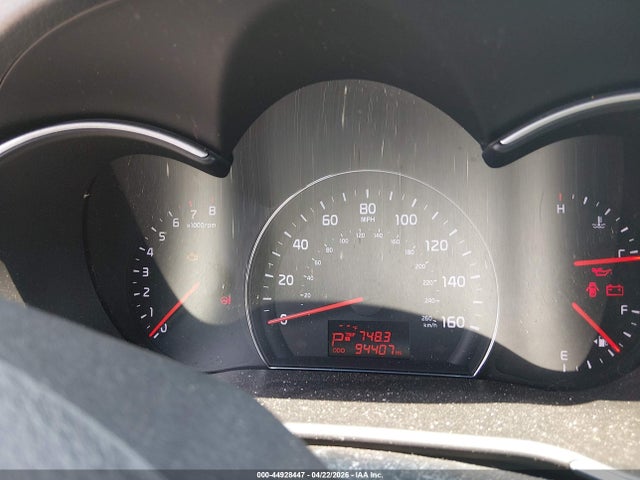 Продажа на аукционе авто 2015 Kia Sorento Lx, vin: 5XYKTCA6XFG591929, номер лота: 44928447
