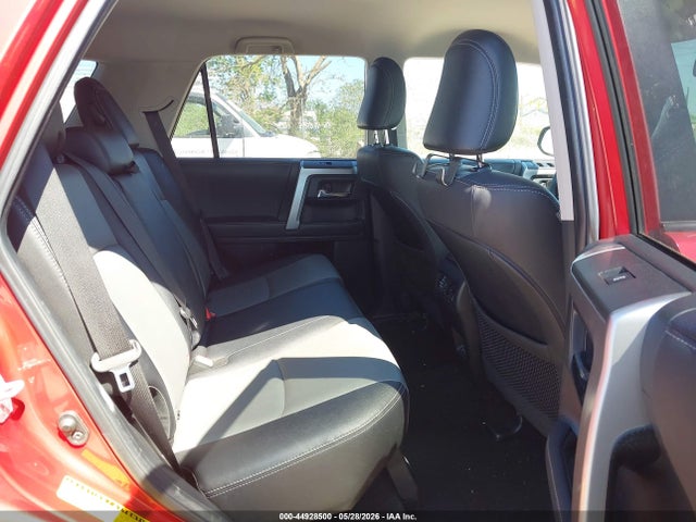 44928500 :رقم المزاد ، JTENU5JR6M5914049 vin ، 2021 Toyota 4runner Sr5 Premium مزاد بيع