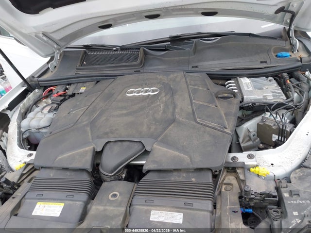 44928520 :رقم المزاد ، WA1LXAF7XMD022695 vin ، 2021 Audi Q7 Premium Plus 55 Tfsi Quattro Tiptronic مزاد بيع