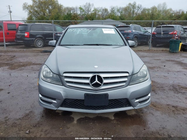 44928554 :رقم المزاد ، WDDGF8BB9CF879063 vin ، 2012 Mercedes-benz C 300 Sport 4matic مزاد بيع
