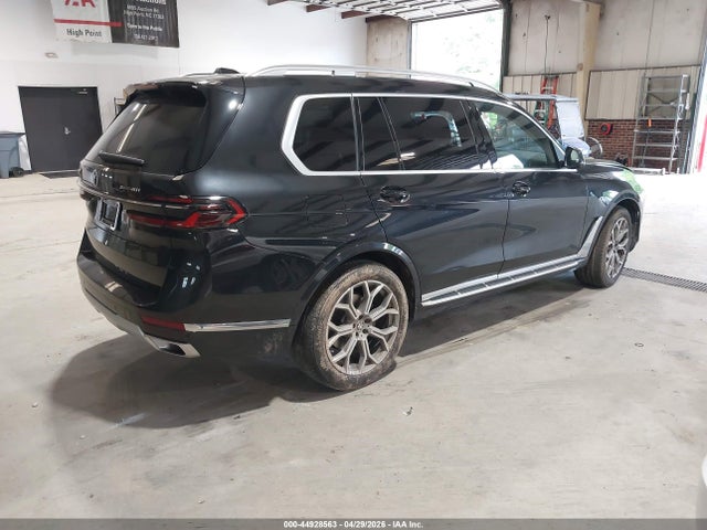 5UX23EM0XR9T70418 BMW X7 Xdrive40i