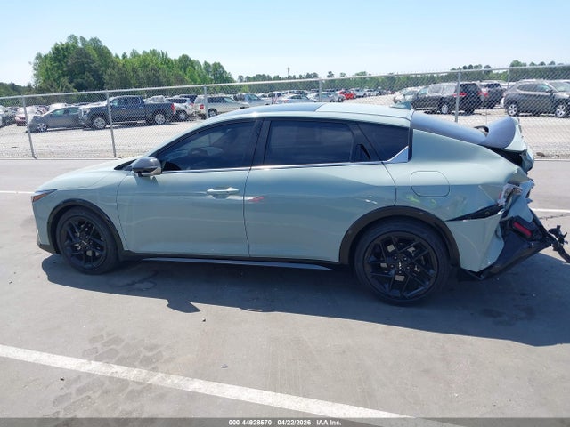 2025 Kia K4 Gt-line Turbo მანქანა იყიდება აუქციონზე, vin: 3KPFW4DC7SE113071, აუქციონის ნომერი: 44928570