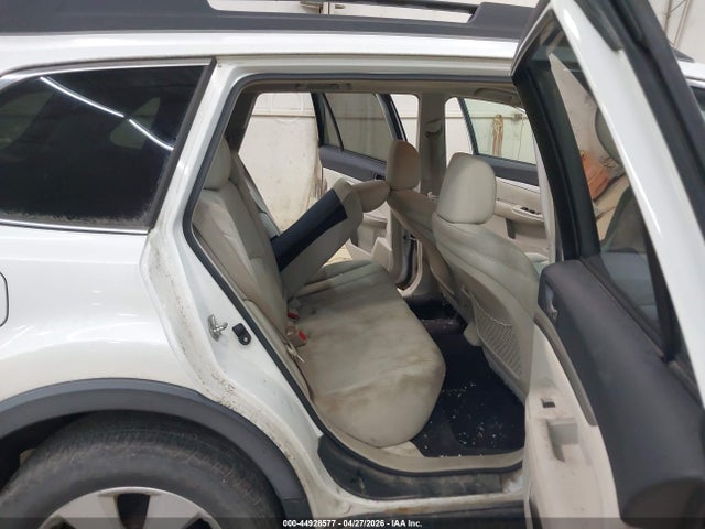 44928577 :رقم المزاد ، 4S4BRBGC1A3368516 vin ، 2010 Subaru Outback 2.5i Premium مزاد بيع