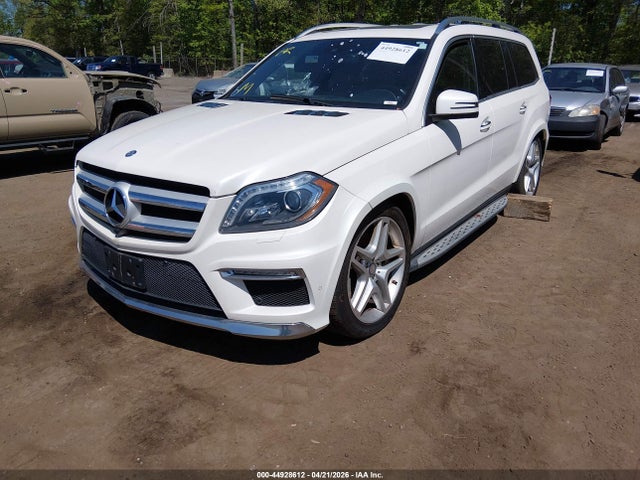 44928612 :رقم المزاد ، 4JGDF7DE6FA484978 vin ، 2015 Mercedes-benz Gl 550 4matic مزاد بيع