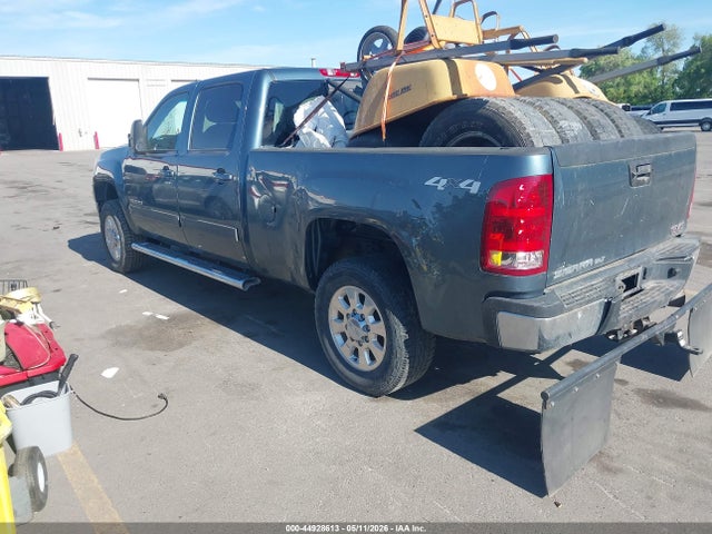 44928613 :رقم المزاد ، 1GT121E83DF230542 vin ، 2013 Gmc Sierra 2500hd Slt مزاد بيع