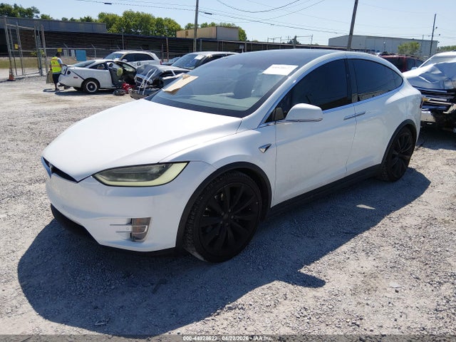 Продажа на аукционе авто 2018 Tesla Model X 100d/75d/p100d, vin: 5YJXCBE21JF103278, номер лота: 44928622
