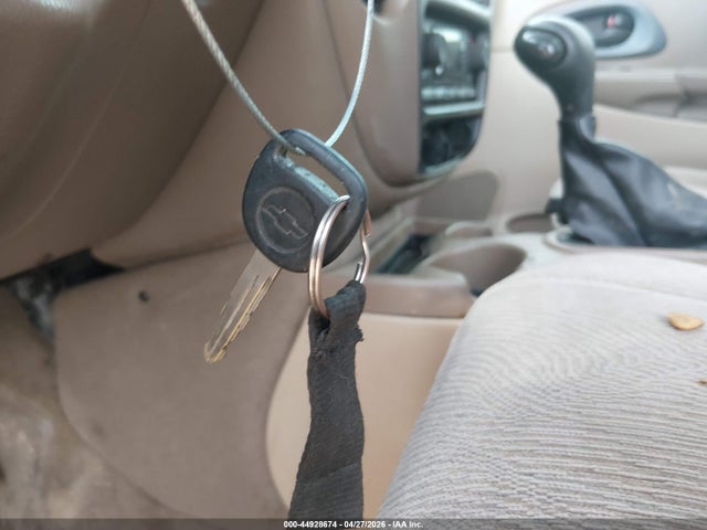 44928674 :رقم المزاد ، 1GNDT13S742421162 vin ، 2004 Chevrolet Trailblazer Lt مزاد بيع