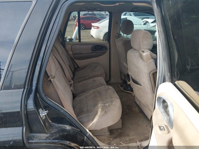 44928674 :رقم المزاد ، 1GNDT13S742421162 vin ، 2004 Chevrolet Trailblazer Lt مزاد بيع