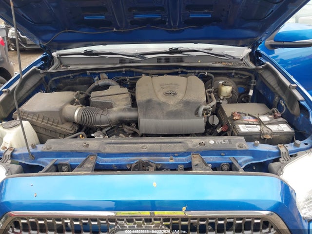 44928688 :رقم المزاد ، 3TMCZ5AN5HM093164 vin ، 2017 Toyota Tacoma Trd Sport مزاد بيع