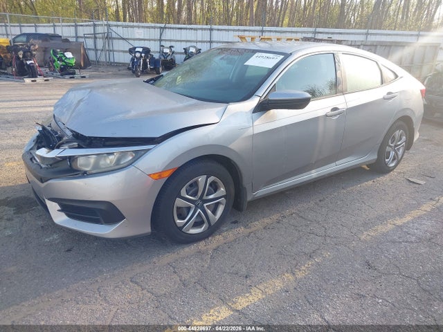 44928697 :رقم المزاد ، 19XFC2F59GE037288 vin ، 2016 Honda Civic Lx مزاد بيع