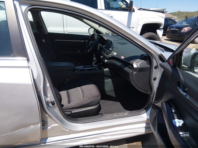 Продажа на аукционе авто 2023 Nissan Altima Sv Intelligent Awd, vin: 1N4BL4DW6PN393835, номер лота: 44928702