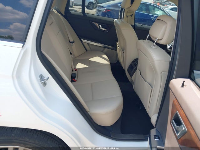 44928703 :رقم المزاد ، WDCGG0EB9EG218757 vin ، 2014 Mercedes-benz Glk 250 Bluetec 4matic مزاد بيع