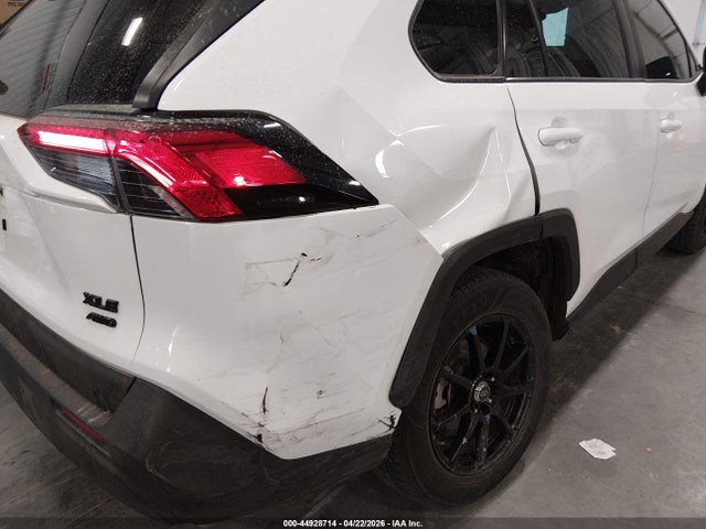 Toyota Rav4 Xle 2019 JTMP1RFV1KD047522 Image 6