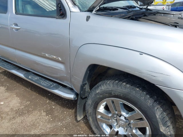 5TFMU4FN5EX021005 Toyota Tacoma V6