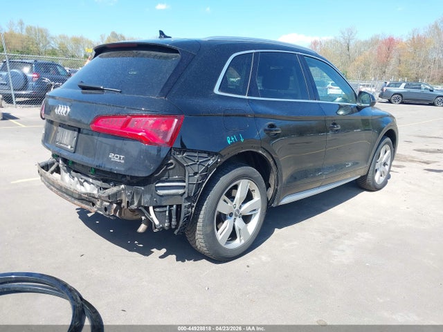 44928818 :رقم المزاد ، WA1BNBFY4J2169697 vin ، 2018 Audi Q5 2.0t Premium/2.0t Tech Premium مزاد بيع
