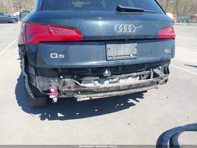 44928818 :رقم المزاد ، WA1BNBFY4J2169697 vin ، 2018 Audi Q5 2.0t Premium/2.0t Tech Premium مزاد بيع