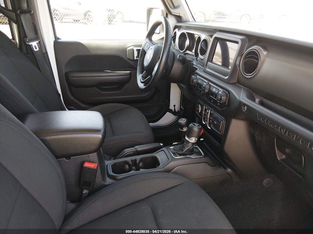 44928838 :رقم المزاد ، 1C4HJXDG7JW111806 vin ، 2018 Jeep Wrangler Unlimited Sport S 4x4 مزاد بيع